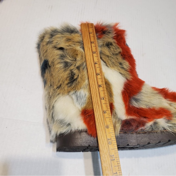 Winter JINBAOLWomen's Fluffy Snow Boots. Warm Shoes SIZE 41 (US 9-10) - Picture 4 of 7